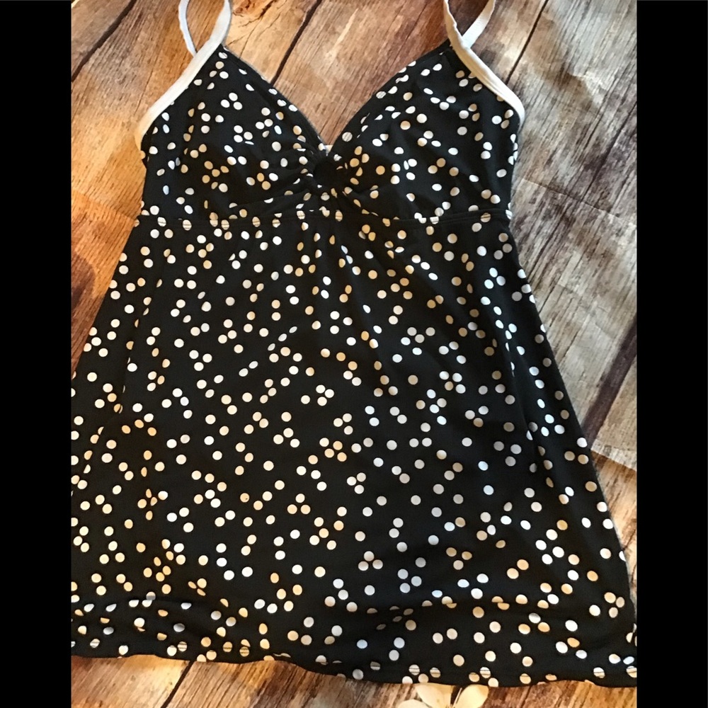 Women’s size large 12 to 14 Catalina swim dress